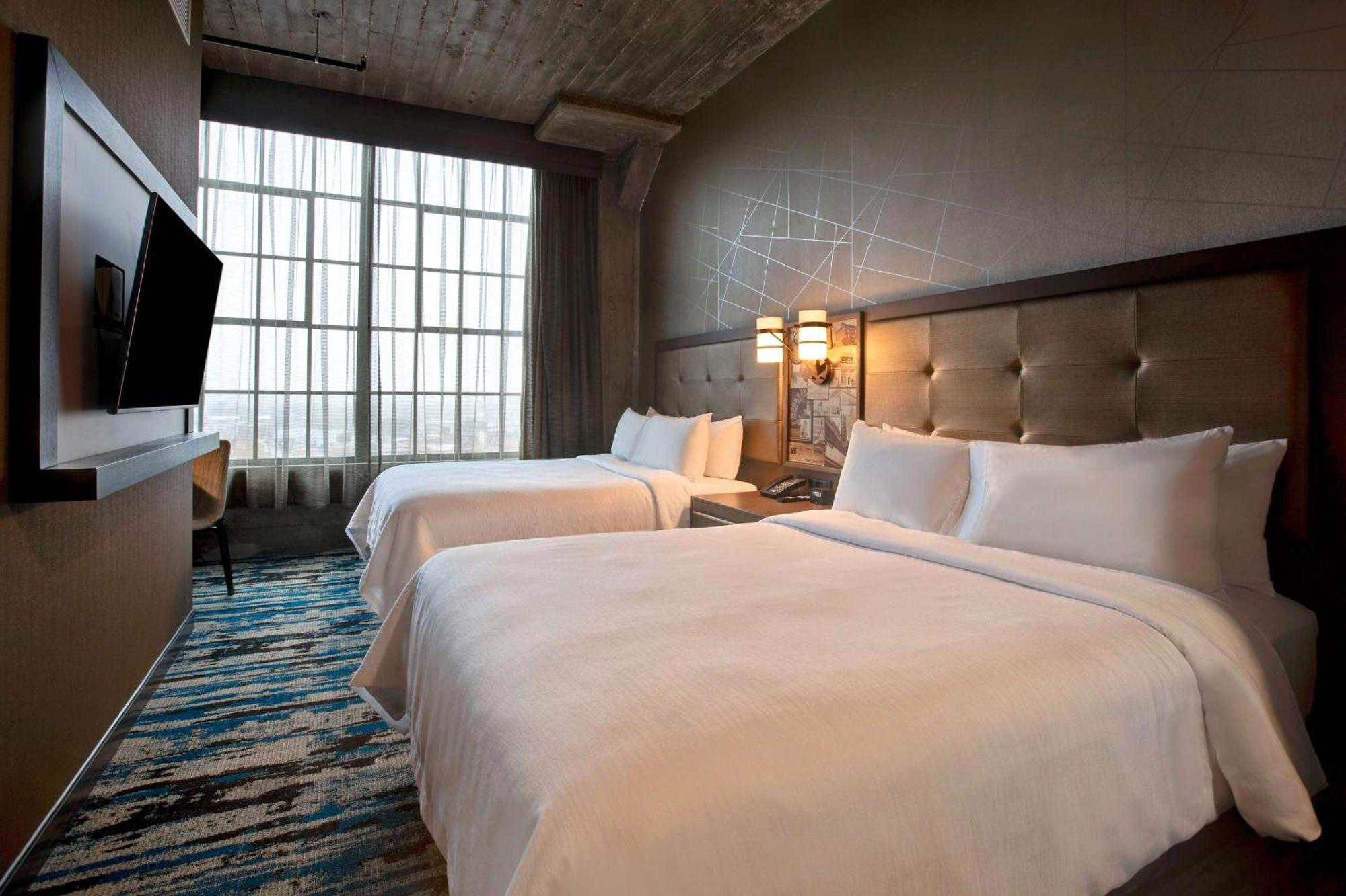Embassy Suites By Hilton Rockford Riverfront Ngoại thất bức ảnh